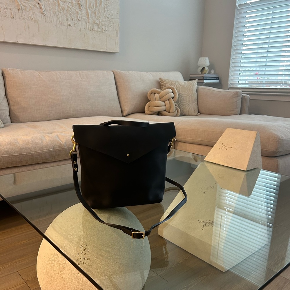 Neva Opet Envelope Bag